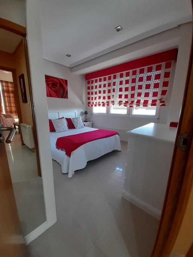 Rua A Plaza La Constitucion 16 Apartment Финистере Екстериор снимка