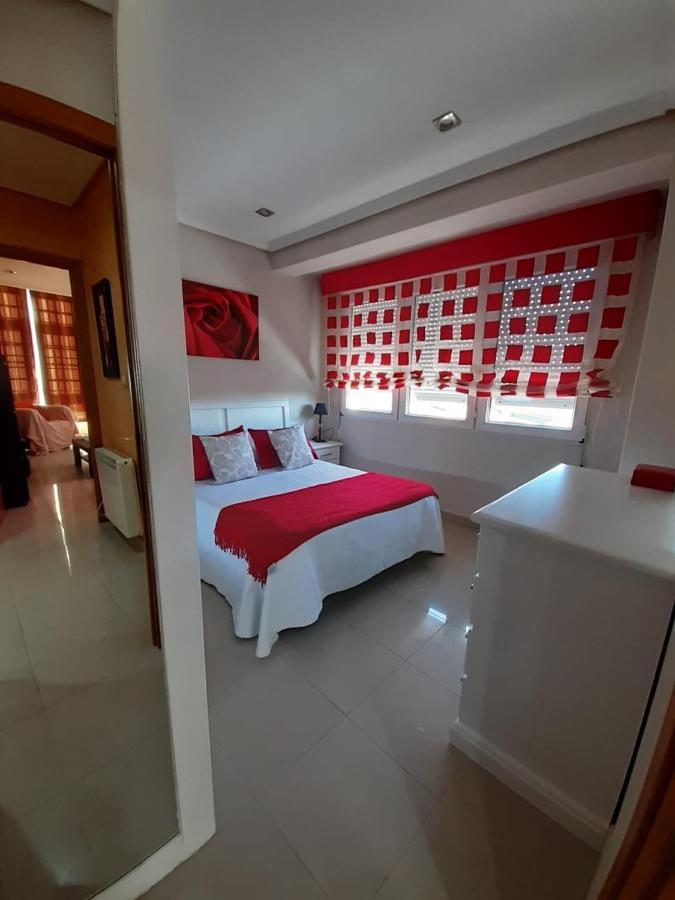 Rua A Plaza La Constitucion 16 Apartment Финистере Екстериор снимка